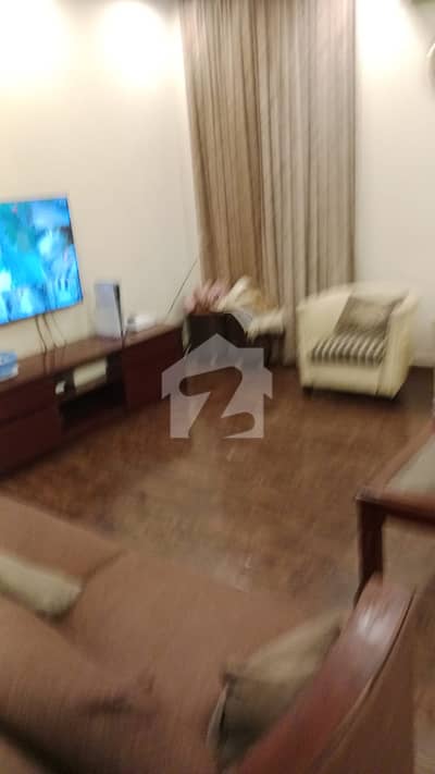 پنجاب گورنمنٹ ایمپلائیز سوسائٹی لاہور میں 6 کمروں کا 1 کنال مکان 7.0 کروڑ میں برائے فروخت۔ پنجاب گورنمنٹ ایمپلائیز سوسائٹی لاہور میں 6 کمروں کا 1 کنال مکان 7.0 کروڑ میں برائے فروخت۔