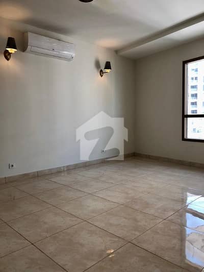 Stunning And Affordable Prime Location Flat Available For Sale In Emaar Crescent Bay