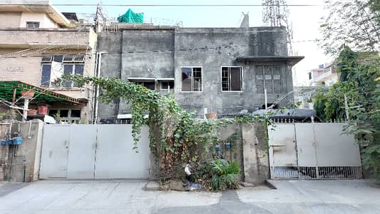 گارڈن ٹاؤن - گارڈن بلاک گارڈن ٹاؤن,لاہور میں 18 مرلہ Studio عمارت 13.0 کروڑ میں برائے فروخت۔