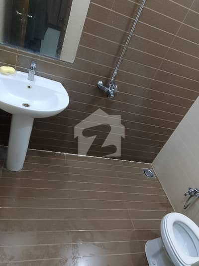 5 Marla Brand New Jaisa 2nd Floor Available For Rent In Johar Town R1 Block