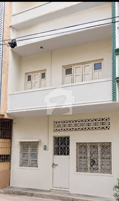 Prime Location 133 Sq. Yds. , Backside Park, Demolish/Renovate House