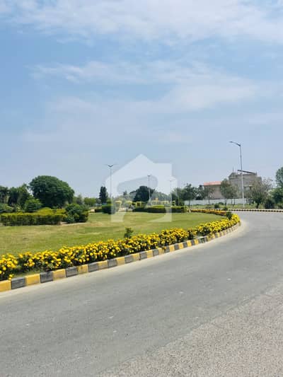 1 Kanal Property For Sale In Banker Avenue Cooperative Housing Society | Prime Location | Excellent Investment Opportunity 1 Kanal Property For Sale In Banker Avenue Cooperative Housing Society | Prime Location | Excellent Investment Opportunity