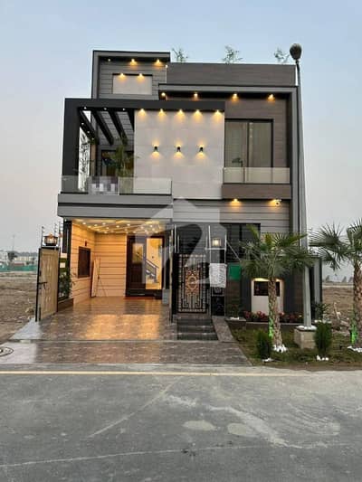 5 Marla Modern House For Sale In Dha 9 Town Top Location