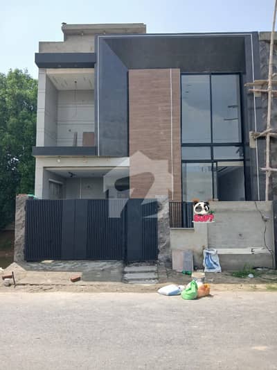 5 Marla Beautiful House Available For Sale In Park View City Jade Extension Block