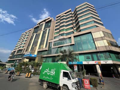 گلبرگ لاہور میں 2 کنال Studio دفتر 22.0 لاکھ میں کرایہ پر دستیاب ہے۔