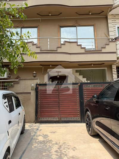 Perfect House Available In G-11/2 For Urgent Sale