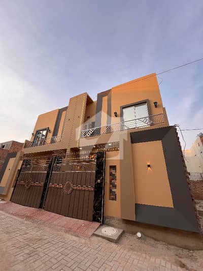 شالیمار کالونی ملتان میں 3 کمروں کا 3 مرلہ مکان 1.0 کروڑ میں برائے فروخت۔ شالیمار کالونی ملتان میں 3 کمروں کا 3 مرلہ مکان 1.0 کروڑ میں برائے فروخت۔