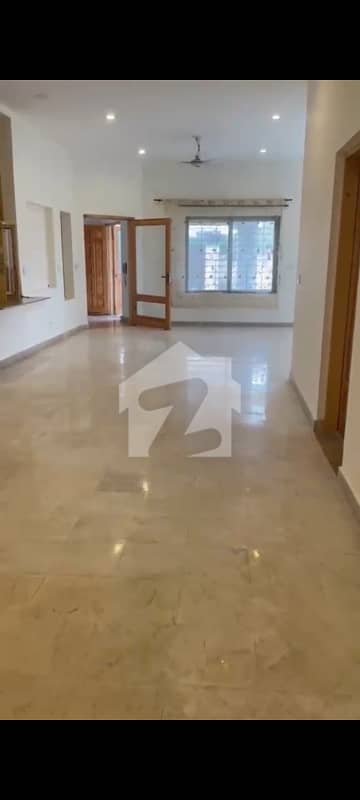1.5 Kanal 3 bed Lower Portion Sperate For Rent Close To DHA Raya in DHA Phase 7 Z1 Block Lahore 1.5 Kanal 3 bed Lower Portion Sperate For Rent Close To DHA Raya in DHA Phase 7 Z1 Block Lahore