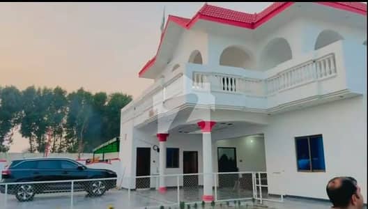 Farm House Of 12 Kanal For Sale In Bedian Road