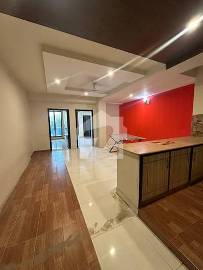 MULTI TRANSFER ( ALSO BANK LOAN APPROVED) 2 BED FLAT FOR SALE IN B 17