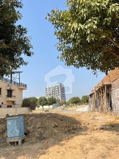 10 Marla Develop Posesion Main Road Plot Available For Sale in J Block of Gulberg Residencia 10 Marla Develop Posesion Main Road Plot Available For Sale in J Block of Gulberg Residencia