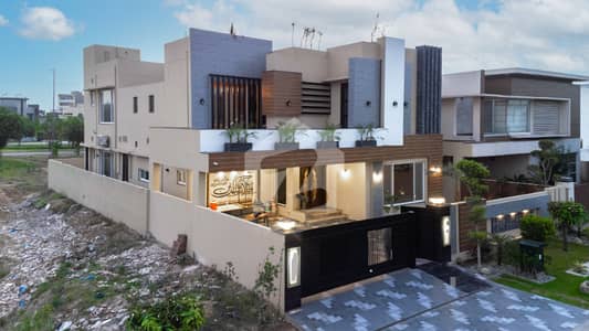 ONE KANAL BEAUTIFULL UPPER PORTION AVAILABLE FOR RENT IN DHA PHASE 2