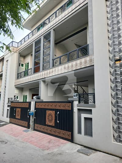 شلے ویلی راولپنڈی میں 4 کمروں کا 6 مرلہ مکان 3.45 کروڑ میں برائے فروخت۔