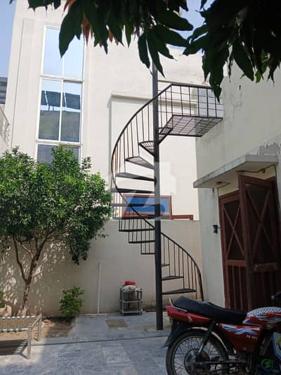 10 Marla House Available For Sale In Lahore Motorway City