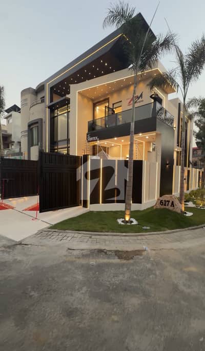 House Is Available For sale In Central Park - Block A House Is Available For sale In Central Park - Block A