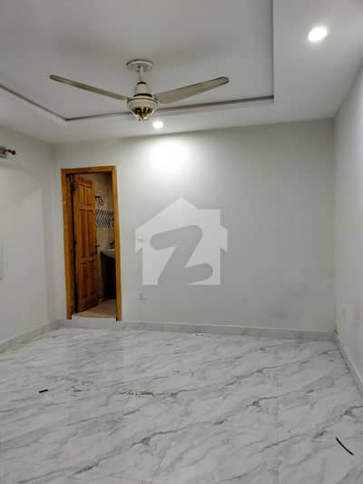 3 Bedroom Unfurnished Apartment Available For Rent In E11-4