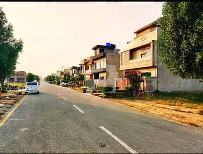 URGENT PLOT FOR SALE ON BEST LOCATION
