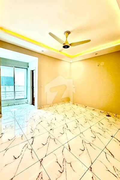 For Rent Prime Location 04 Bed Rooms 10 Marla House Opposite to Giga Mall in Zaraj Housing Society Islamabad For Rent Prime Location 04 Bed Rooms 10 Marla House Opposite to Giga Mall in Zaraj Housing Society Islamabad