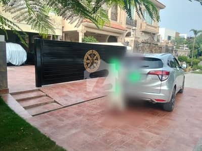 31 MARLA MODERN HOUSE FOR SALE IN DHA PHASE 5