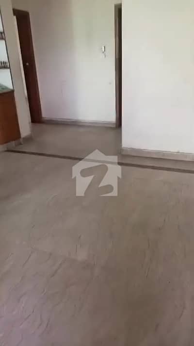 سی ایم ایچ روڈ راولپنڈی میں 3 کمروں کا 1 کنال بالائی پورشن 1.0 لاکھ میں کرایہ پر دستیاب ہے۔ سی ایم ایچ روڈ راولپنڈی میں 3 کمروں کا 1 کنال بالائی پورشن 1.0 لاکھ میں کرایہ پر دستیاب ہے۔