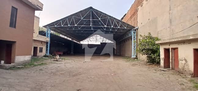 شادباغ لاہور میں 4 کنال Studio گودام 23.0 کروڑ میں برائے فروخت۔