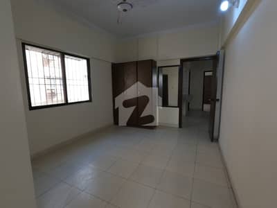 A Prime Location Flat Of 1300 Square Feet In Karachi