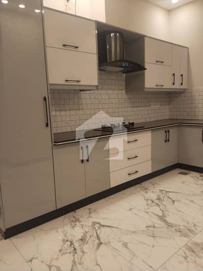 1 kanal Brand New Upper Portion For Rent