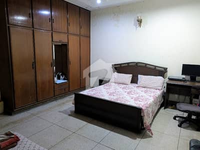 Spacious 10 Marla Upper Portion For Rent In Faisal Town Lahore Ideal For Comfortable Family Living