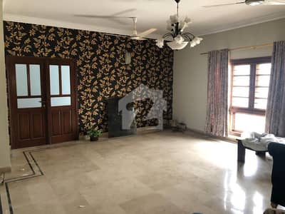UPPER PORTION ON RENT IN DHA PHASE 6 BUKHARI STREETS UPPER PORTION ON RENT IN DHA PHASE 6 BUKHARI STREETS