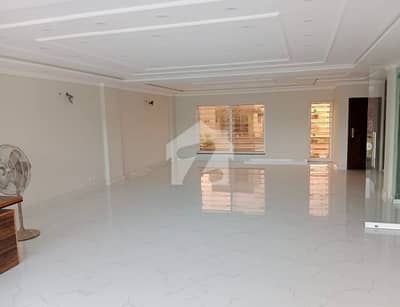 8 Marala 1st Floor Available For Rent