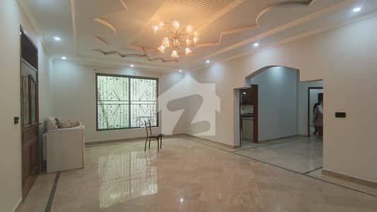01 KANAL RENOVATED LOWER PORTION FOR RENT IN JOHAR TOWN LAHORE