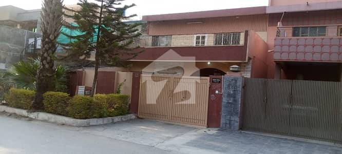 جی ۔ 9/3 جی ۔ 9,اسلام آباد میں 4 کمروں کا 11 مرلہ مکان 8.1 کروڑ میں برائے فروخت۔
