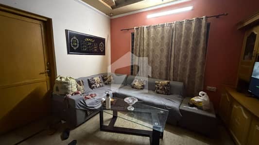 5 Marla Corner Separate Gate Uper Portion For Rent