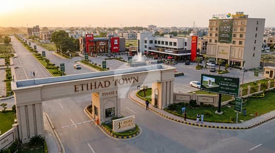 5 Marla 2.5-Story Premium Residential House For Sale In Etihad Town Phase 1