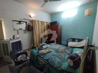 جی ۔ 10/4 جی ۔ 10,اسلام آباد میں 1 کمرے کا 1 مرلہ کمرہ 45.0 ہزار میں کرایہ پر دستیاب ہے۔ جی ۔ 10/4 جی ۔ 10,اسلام آباد میں 1 کمرے کا 1 مرلہ کمرہ 45.0 ہزار میں کرایہ پر دستیاب ہے۔