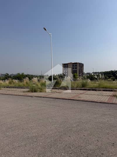 ایکسپریس وے کمرشل ڈی ایچ اے ڈیفینس فیز 5,ڈی ایچ اے ڈیفینس,اسلام آباد میں 8 مرلہ کمرشل پلاٹ 8.0 کروڑ میں برائے فروخت۔ ایکسپریس وے کمرشل ڈی ایچ اے ڈیفینس فیز 5,ڈی ایچ اے ڈیفینس,اسلام آباد میں 8 مرلہ کمرشل پلاٹ 8.0 کروڑ میں برائے فروخت۔