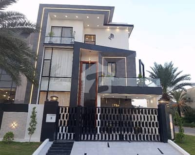 Centrally Located Corner House In Citi Housing Society Is Available For sale