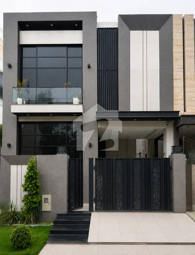 Architect-Designed 5 Marla House With Impressive Design