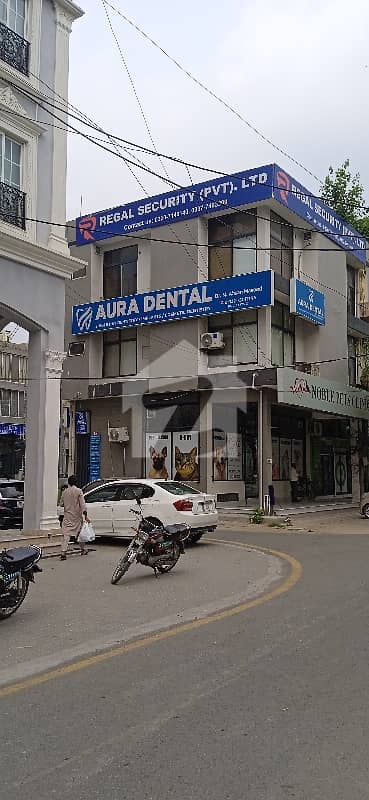 ڈی ایچ اے فیز 1 ڈی ایچ اے ڈیفینس,لاہور میں 4 مرلہ Studio عمارت 7.5 کروڑ میں برائے فروخت۔