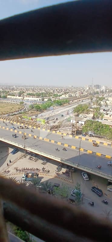 شہید ملت روڈ کراچی میں 2 کمروں کا 5 مرلہ فلیٹ 3.5 کروڑ میں برائے فروخت۔