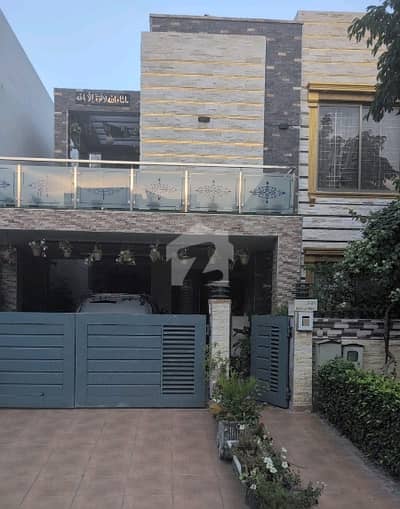 Fully Furnished 9 Marla House Available In DHA Villas For sale
