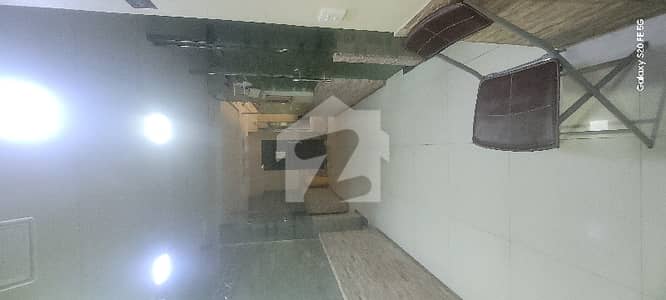 شرف آباد گلشنِ اقبال ٹاؤن,کراچی میں 10 مرلہ دفتر 3.3 لاکھ میں کرایہ پر دستیاب ہے۔ شرف آباد گلشنِ اقبال ٹاؤن,کراچی میں 10 مرلہ دفتر 3.3 لاکھ میں کرایہ پر دستیاب ہے۔