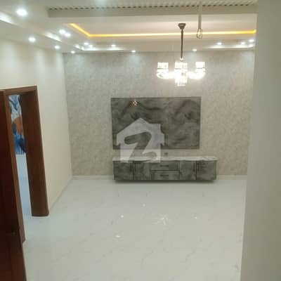 5 marla very buruful branid new house