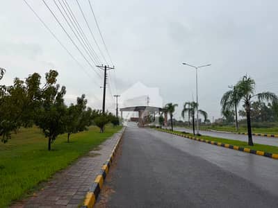 ایف او ای سی ایچ ایس ۔ فارن آفس ایمپلائیز سوسائیٹی اسلام آباد میں 1 کنال رہائشی پلاٹ 1.3 کروڑ میں برائے فروخت۔ ایف او ای سی ایچ ایس ۔ فارن آفس ایمپلائیز سوسائیٹی اسلام آباد میں 1 کنال رہائشی پلاٹ 1.3 کروڑ میں برائے فروخت۔