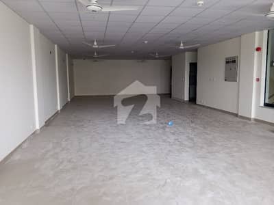 8 Marla Commercial 1st Floor For Rent In Phase 6 DHA Lahore