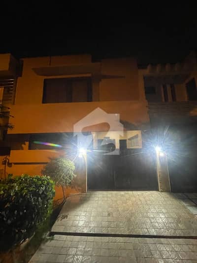Ideal Location House Ideal Location House
