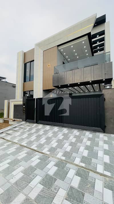 10 Marla Ultra Modern House For Sale In Block J LDA Avenue Lahore