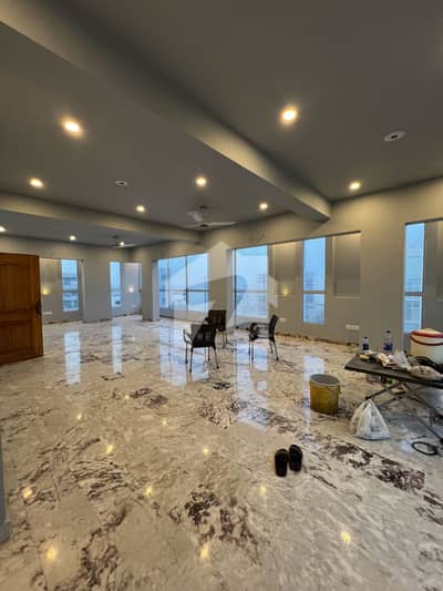 Brand New 1000 Sq Ft Office for Rent | 3-Side Corner | Near Creek Walk | DHA Phase 8