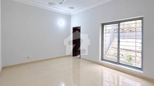 5 Mrla House For Sale