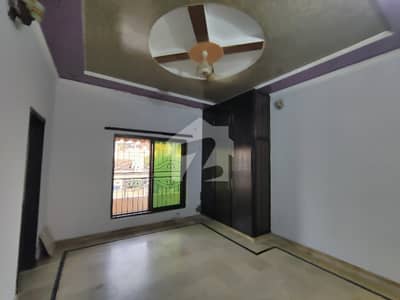 10 MARLA LOWER PORTION FOR RENT WITH SEAPARATE ENTRANCE 10 MARLA LOWER PORTION FOR RENT WITH SEAPARATE ENTRANCE